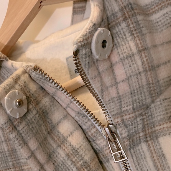 Wool cocoon upper knee coat - Picture 1 of 4